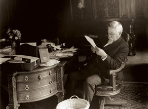 GOVERNOR PENNYPACKER IN HIS OFFICE AT THE PENNSYLVANIA CAPITOL, 1906