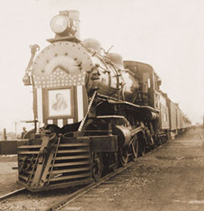 PRESIDENT ROOSEVELT'S  SPECIAL TRAIN